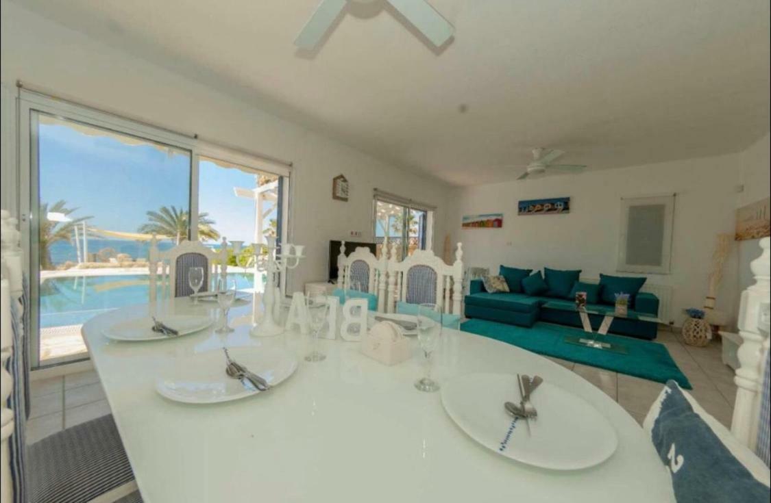 34 Beach Villa Paphos Exterior photo