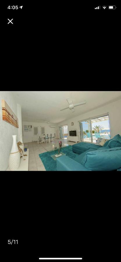 34 Beach Villa Paphos Exterior photo